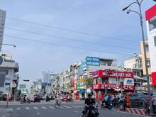 Hình ảnh MT Khu Phan Xích Long, DT: 5,7x18, 1 hầm 3L ST, có thang máy, 24tỷ TL