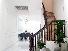 Hình ảnh Cần bán nhà MP Yên Phụ Nhỏ, giá 36 tỷ, 114m2x4T, KD tốt, vỉa hè rộng