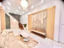 Hình ảnh Bán nhà đẹp đầu ngõ Hoàng Hoa Thám, giá 11.5 tỷ, 50m2x7T, lô góc