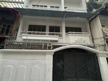 Hình ảnh Bán nhà HXH Sát Mặt tiền Bình Thạnh ngay Hàng Xanh 7x15m 105M2
