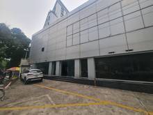Hình ảnh Cho Thuê SHOWROOM Mặt Phố Ngô Quyền 250m2 2 Tầng MT25M2
