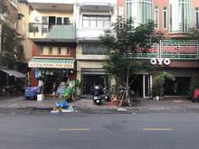 Hình ảnh Cho thuê nhà Quận 1, giá 42 triệu, T, L, 3 lầu, phù hợp KD tất cả
