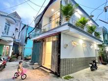 Hình ảnh Bán GẤP 111/Phạm Văn Chiêu 3.5x11 đúc 1 lầu hẻm xe hơi