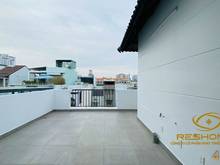 Hình ảnh Khách sạn dt 240m2 1 trệt 3 lầu phong cách Địa Trung Hải với 21 phòng