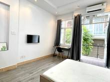 Hình ảnh CHDV Full nội thất có ban công thoáng mát Q. Phú Nhuận