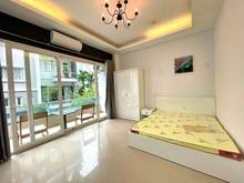 Hình ảnh CHDV mới tinh 2 Phòng Ngủ 80m2 (Full nội thất có Ban công thoáng mát )