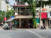 Hình ảnh Cho thuê nhà mặt phố Hào Nam -  Đống Đa