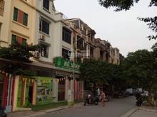 Hình ảnh Cho thuê nhà trong ngõ khu Tập thể VOV Mễ trì, 80mx4t, ô tô đỗ cửa