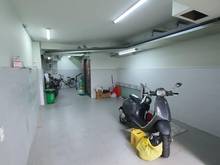 Hình ảnh 1 trệt, 1 lửng, 3 lầu, hầm xe, thang máy  Q Tân Phú