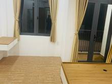 Hình ảnh Căn Hộ mini nội thất full gỗ mới 100% có ban công và cửa sổ