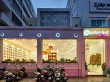 Hình ảnh Nhà hàng MT Mạc Đĩnh Chi Q1, 12x36 , 3 tầng chỉ 12.000$/th