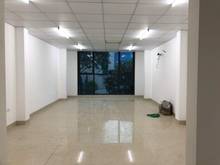Hình ảnh Cho Thuê nhà mặt phố Hai Bà Trưng gần hồ dt :270m2 x 4 tầng. mt:20m