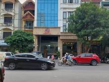 Hình ảnh Cho thuê mặt phố Kim Mã Ba Đình 50m xây 7 tầng, mt 6.5m, vỉa hè rộng