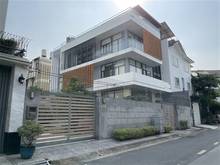 Hình ảnh Cho thuê biệt thự để ở hoặc đặt văn phòng công ty, DTSD 450m2