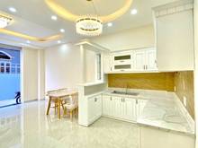 Hình ảnh Bán nhà HXH, khu VIP phân lô cực đẹp BTCT 4 tầng tiện ích đầy đủ.