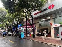 Hình ảnh Cho thuê nhà mặt phố Pháo Đài Láng dt 70m x3t, mt 6m, 38 tr/th.