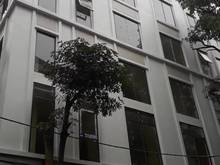 Hình ảnh Tòa nhà VP lô góc tại Hoàng Quốc Việt, 180m2 7 tầng, 1 hầm,  100tr/th