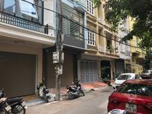 Hình ảnh Trần Quốc Hoàn, Cầu Giấy. 50m2 x 6T. Thang máy. Đất phân lô.