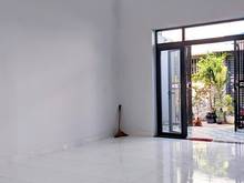 Hình ảnh Giảm giá. nhà đẹp lê văn việt sát ngã tư thủ đức. 80m2 hxh còn 5.5 tỷ.
