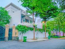 Hình ảnh Bán biệt thự Thảo Điền, HXH Nguyễn Văn Hưởng, 501m2, 2 căn biệt thự