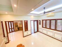 Hình ảnh Chính chủ bán gấp nhà Mặt phố Kim Mã giá 14.5 tỷ, 80m2, MT 6m, KD đông