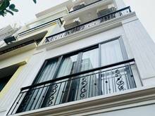 Hình ảnh Bán nhà Lạc Long Quân, Ô TÔ đỗ cổng, Nhà mới, 40m, 5.95tỷ
