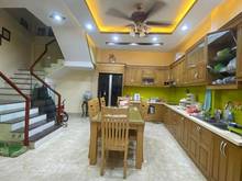 Hình ảnh Bán nhà siêu đẹp Văn Cao,  Ba Đình,   35m2, 6T, MT 4m,  giá 5tỷ, nhà