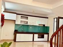 Hình ảnh cho thuê căn nhà riêng tầng 2-3-4 , diện tích 180m2 giá rẻ