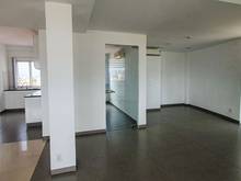 Hình ảnh Cho thuê sàn văn phòng khu Quốc Hương, Thảo Điền, 200m2, 3 P, tầng cao