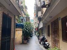 Hình ảnh Siêu hiếm - nhà Nghĩa Tân - Ô tô đỗ sát nhà