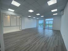 Hình ảnh Cho thuê 2  sàn Lakeview Thủ Thiêm, hoàn thiện .Gía 28 tr/ sàn.
