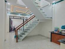 Hình ảnh Bán Gấp nhà 1Lầu 1Trệt DT:64m2.BH. Chỉ 2Tỷ300Tr