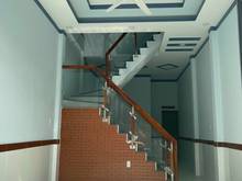 Hình ảnh Bán Gấp nhà 1Lầu 1Trệt DTSD:98m2.BH. Chỉ 1Tỷ750