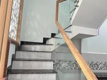 Hình ảnh Cần Vốn Bán Nhà 68m2 1T1L 930tr Trần Não Q2 SHR Chính Chủ