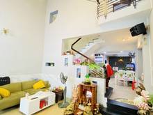Hình ảnh Tân Bình -Ô tô đổ cổng -4 Tầng -71m2 - Út Tích. Nhỉnh 8tỷ.