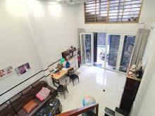 Hình ảnh Tân Bình, nhà đẹp, hẻm ô tô 7 chỗ thông, 3 phòng ngủ, sổ nở hậu.