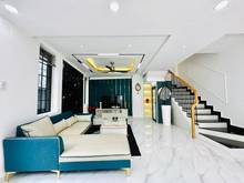 Hình ảnh Bán nhà Khu VIP tại Phú Nhuận-Hẻm rộng xe hơi vi vu-Vị trí giáp Quận 1