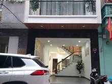Hình ảnh cho thuê nhà MP Trung Kính to,65mx 6tầng thang máy, 60tr