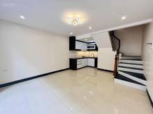 Hình ảnh Bán nhà MP Bùi Ngọc Dương 11.5 tỷ 93m 4 tầng Mtien 11m KD tốt, ô tô đỗ