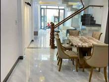 Hình ảnh Bán chdv lê thị riêng quận 1 95m2 5 tầng chỉ 16 tỷ.TL thu nhập 150tr/t