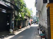 Hình ảnh Bán nhà 4 tầng hẻm Nguyễn Gia Trí(D2)-Giảm mạnh 2tỷ bán gấp trước tết.