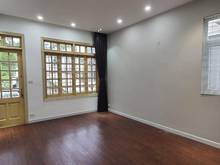 Hình ảnh Bán nhanh nhà MP Thuỵ Khuê, giá 36 tỷ, 127m2x3T, KD tốt, vị trí đẹp