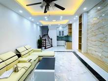 Hình ảnh Bán nhà ngõ 10 Phố Võng Thị, Tây Hồ - Hai thoáng 46m 7.95 tỷ( Lô góc )