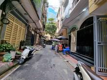 Hình ảnh Nhà ngõ 91 Nguyễn Chí Thanh, vỉa hè, ôtô tránh.