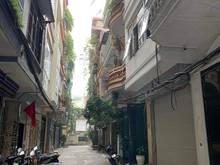Hình ảnh Bán Đất Phân Lô Phố Trần Vỹ. 61m2. Giá: 110 triệu/m.