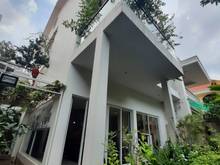 Hình ảnh Biệt thự khu compoud  khu yên tĩnh rất gần sân bay tân sơn nhất.