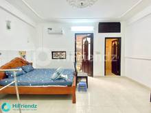 Hình ảnh Studio banco cửa sổ sát Q5 HiFriendz hỗ trợ cọc