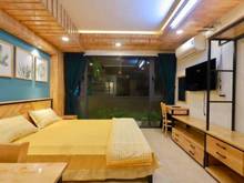 Hình ảnh Cửa sổ lớn full nội thất, ngay tại nguyễn duy trinh