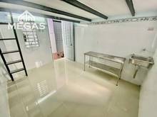 Hình ảnh Phòng Trống Gác Cao Cửa Sổ Thoáng Ngay Etown Cộng Hòa