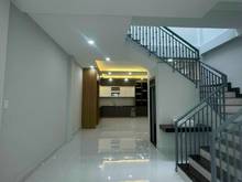 Hình ảnh Bán Gấp Nhà Mặt Tiền HUỲNH TẤN PHÁT PHÚ THUẬN QUẬN 7.